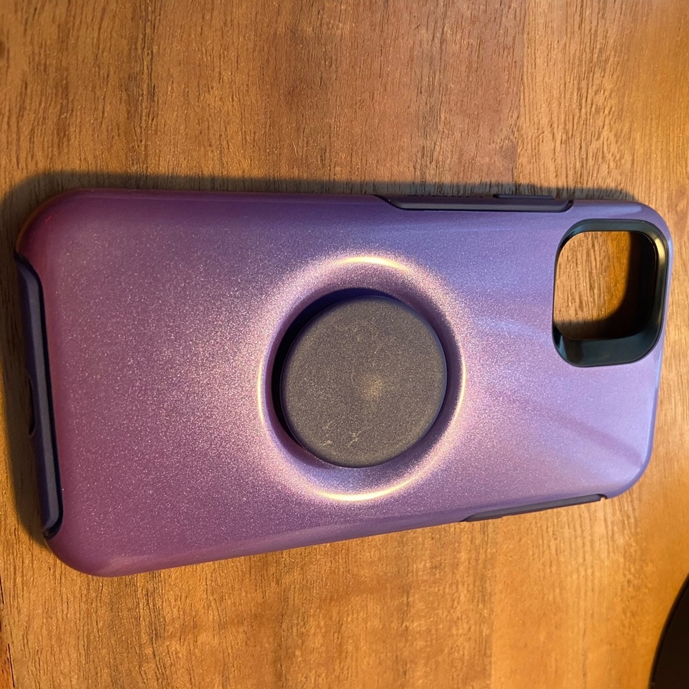 Iphone 11 purple shimmer ombré otter box protective pop socket case